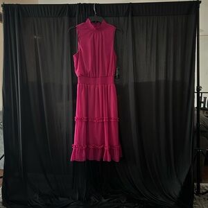 Elegant Pink Sleeveless Dress